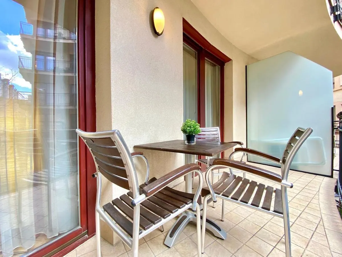 Downtown Vibe-Kiraly I Apts W Private Balcony Budapest Apartment