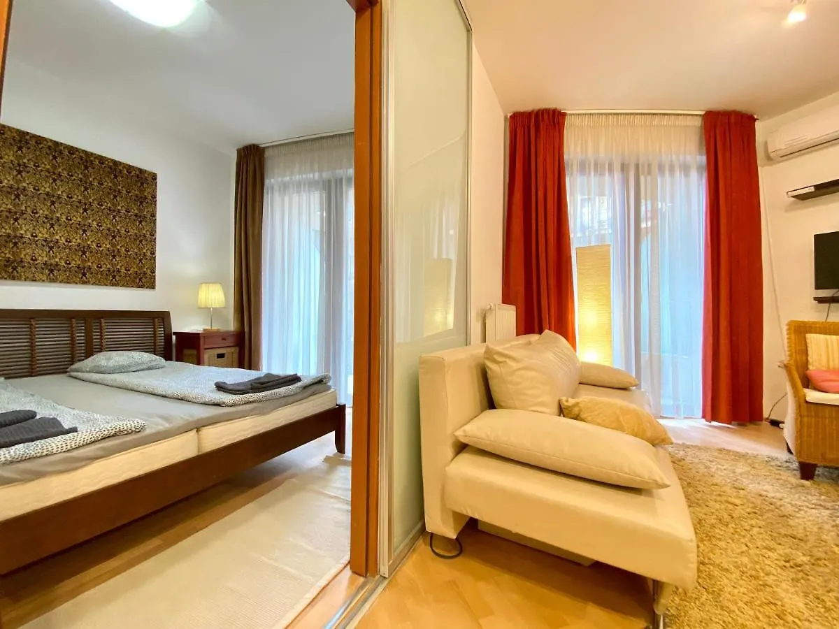 Downtown Vibe-Kiraly I Apts W Private Balcony Budapest 0*,  Hungary